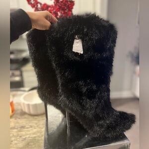 Black Faux Fur Women's Boots